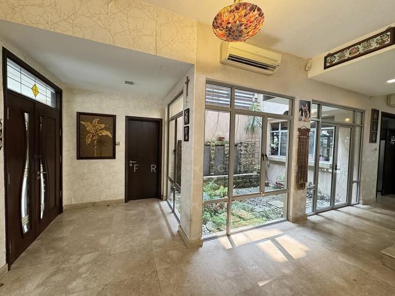 Semi-Detached House for Sale in Sri Hartamas (Kuala Lumpur) - Jeffrey Cheah - Entrance - PropertyGuru.com.my