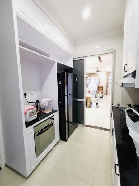 Cluster House for Sale in Taman Ekoflora (Johor Bahru) - Karen Yeo - Kitchen - PropertyGuru.com.my