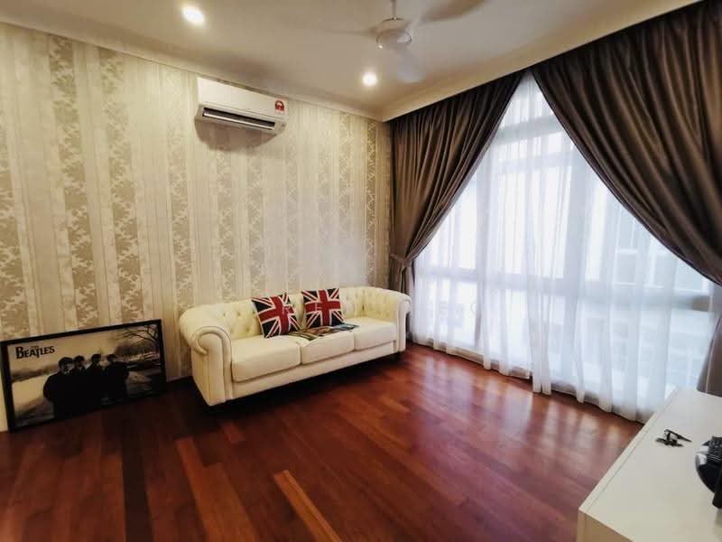 Cluster House for Sale in Taman Ekoflora (Johor Bahru) - Karen Yeo - Living Room - PropertyGuru.com.my
