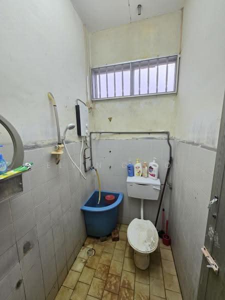 Semi-Detached House for Sale in Taman Markisah (Bukit Mertajam) - Elvin Choo - Bathroom - PropertyGuru.com.my