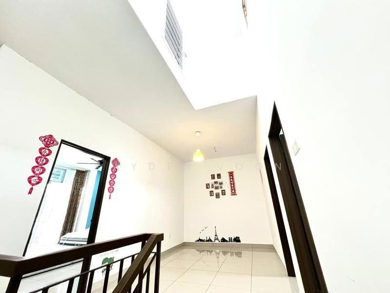 Rumah Teres 2-Tingkat untuk Dijual di Taman Pulai Hijauan (Skudai) - Kayden Voon - Corridor - PropertyGuru.com.my