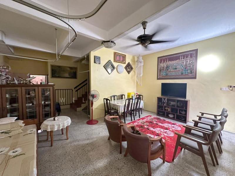2-storey Terraced House for Sale in Pantai Jerejak (Bayan Lepas) - Welwits Sim - Living Room - PropertyGuru.com.my