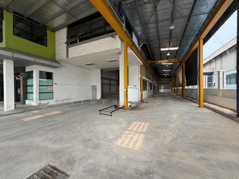 Kilang Berkembar untuk Disewa di Taman Desa Cemerlang (Ulu Tiram) - Kayden Voon - PropertyGuru.com.my