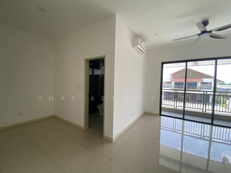 Rumah Teres 2-Tingkat untuk Disewa di Sepang (Selangor) - Umar Abdul Aziz - Bathroom - PropertyGuru.com.my