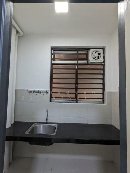 Pangsapuri untuk Disewa di Residensi Pandanmas - Muhammad Zulkarnain Nur Salim - Kitchen - PropertyGuru.com.my