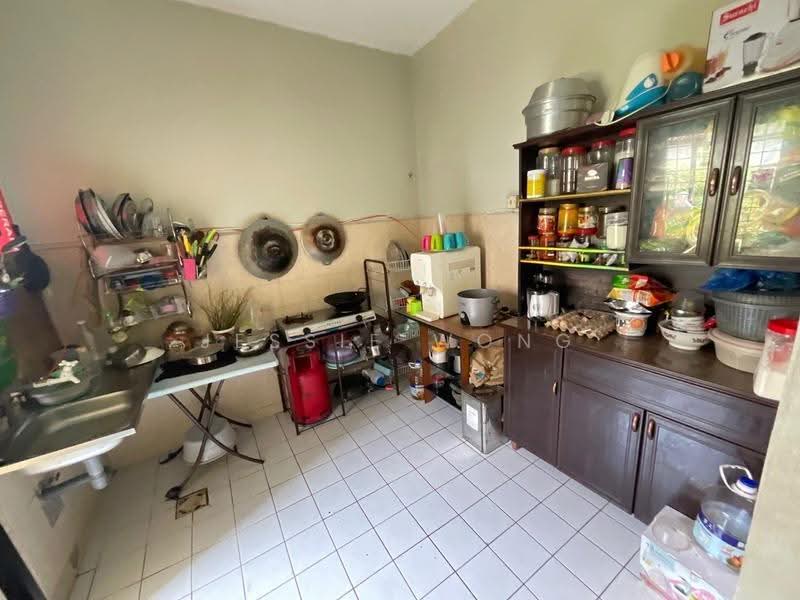 2-storey Terraced House for Sale in Bandar Baru Kundang (Rawang) - Jessie Wong - Kitchen - PropertyGuru.com.my