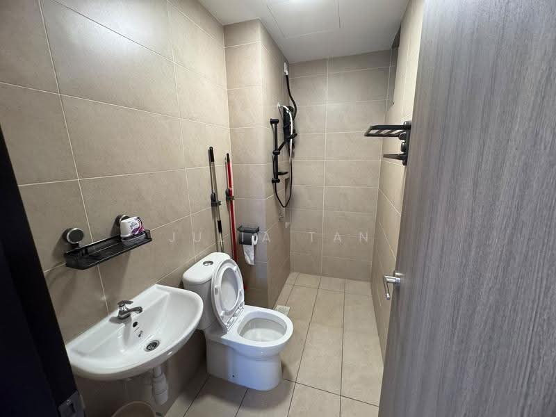 Service Residence for Rent at Pandan Heights (Residensi Pandan 3) - Julia Tan - Bathroom - PropertyGuru.com.my