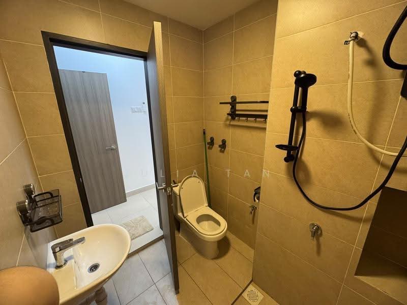 Service Residence for Rent at Pandan Heights (Residensi Pandan 3) - Julia Tan - Bathroom - PropertyGuru.com.my