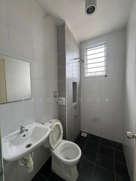 2-storey Terraced House for Sale in Taman Desa Tebrau (Tebrau) - Kayden Voon - Bathroom - PropertyGuru.com.my