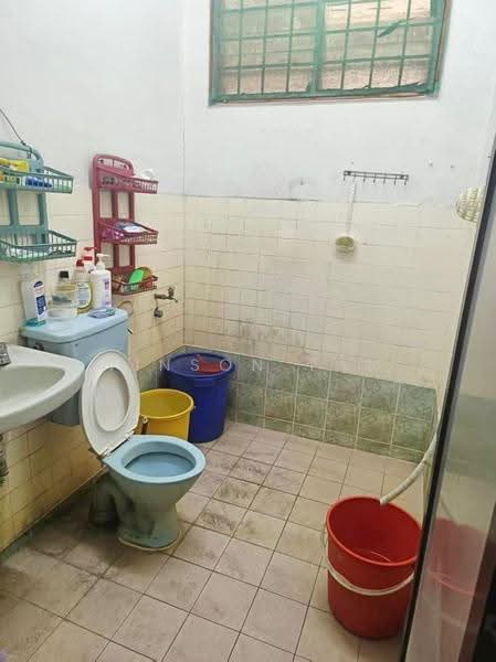 2-storey Terraced House for Sale in Taman Desa Jaya (Johor Bahru) - Winson Tan - Bathroom - PropertyGuru.com.my