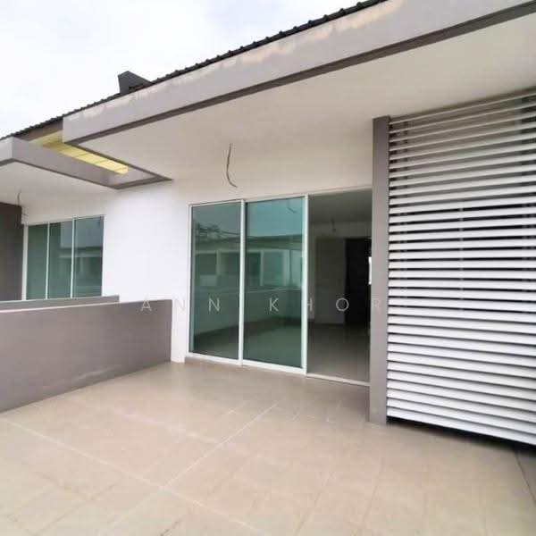 Rumah Teres 2-Tingkat untuk Dijual di Taman Cassa Maya (Butterworth) - Ann Khor - Balcony - PropertyGuru.com.my