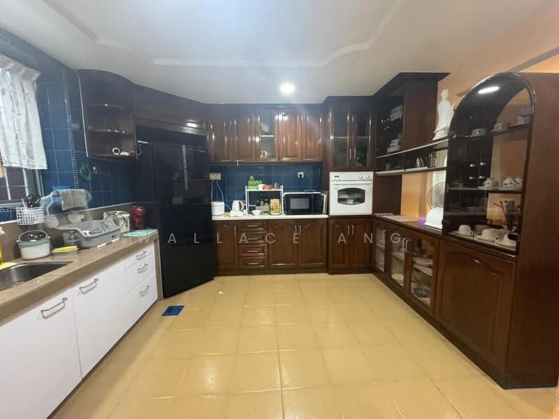 Rumah Banglo untuk Dijual di Taman Sentosa (Johor Bahru) - Wallace Ang - Kitchen - PropertyGuru.com.my