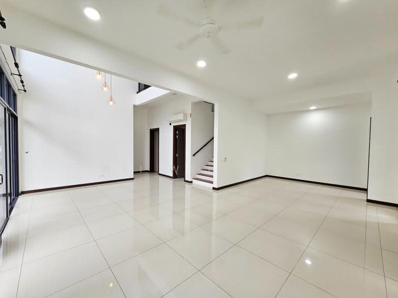 Rumah Berkembar untuk Dijual di Eco Sanctuary (Telok Panglima Garang) - Wei Wei Low - Living Room - PropertyGuru.com.my