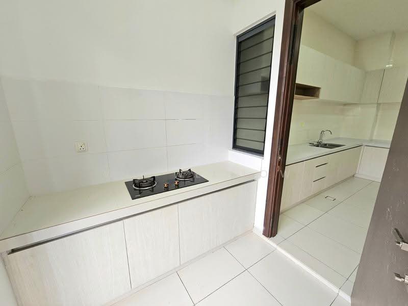 Rumah Berkembar untuk Dijual di Eco Sanctuary (Telok Panglima Garang) - Wei Wei Low - Kitchen - PropertyGuru.com.my
