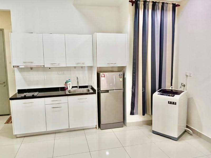 Kediaman Servis untuk Disewa di Cybersquare - Luwis Ling - Kitchen - PropertyGuru.com.my