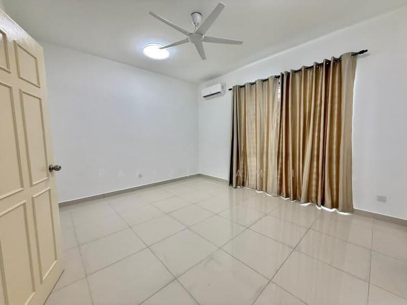 Terraced House for Rent in Taman Dato Demang (Seri Kembangan) - Rafizi Ramli - PropertyGuru.com.my