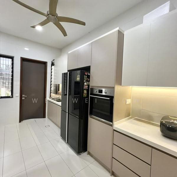 Rumah Berkembar untuk Dijual di Eco Sanctuary (Telok Panglima Garang) - Wei Wei Low - Kitchen - PropertyGuru.com.my