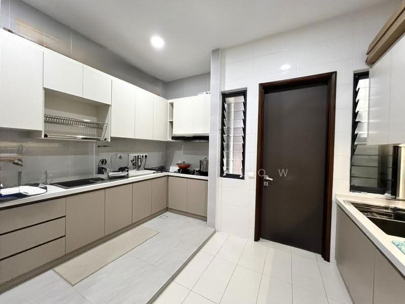 Rumah Berkembar untuk Dijual di Eco Sanctuary (Telok Panglima Garang) - Wei Wei Low - Kitchen - PropertyGuru.com.my