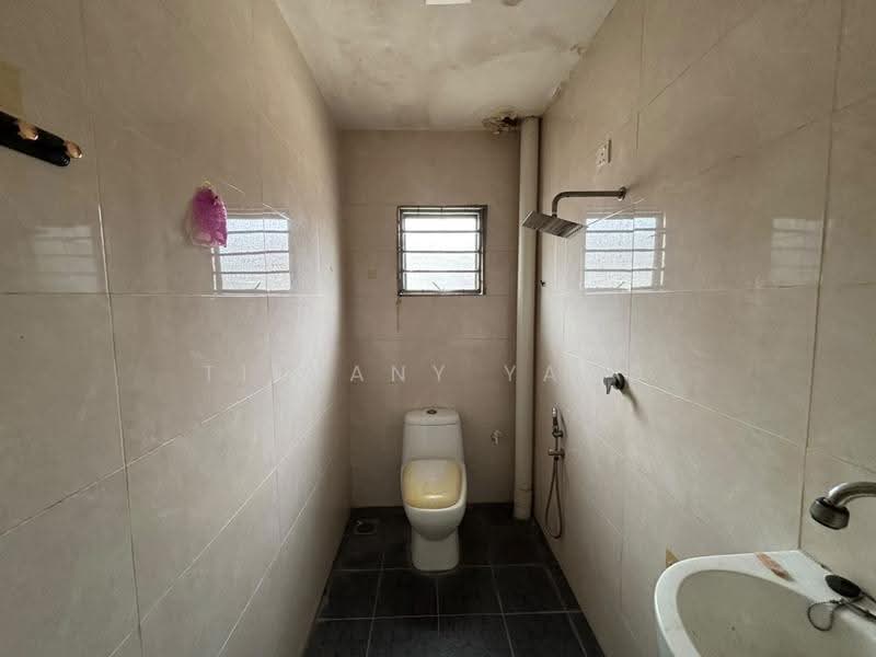 Rumah Teres 2-Tingkat untuk Dijual di Rawang Perdana (Rawang) - Tiffany Yang - Bathroom - PropertyGuru.com.my