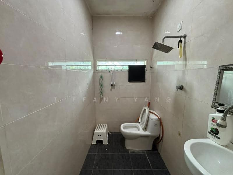 Rumah Teres 2-Tingkat untuk Dijual di Rawang Perdana (Rawang) - Tiffany Yang - Bathroom - PropertyGuru.com.my