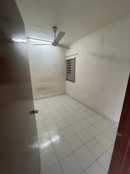 Kediaman Servis untuk Dijual di Alam Idaman - Amy Lim - Interior - PropertyGuru.com.my