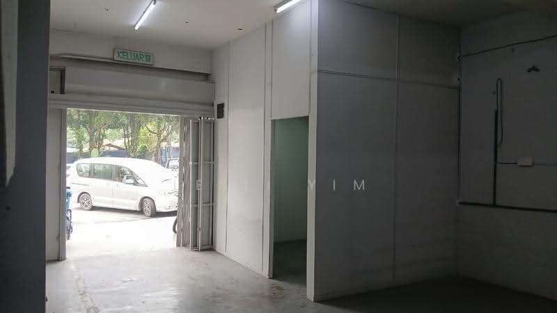 Shop for Rent in Cheras (Kuala Lumpur) - Lesli Yim - Entrance - PropertyGuru.com.my