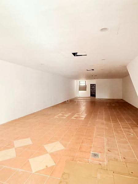 Shop for Rent in Bandar Sunway (Sunway) - Amy Lim - Interior - PropertyGuru.com.my