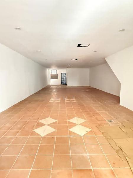 Shop for Rent in Bandar Sunway (Sunway) - Amy Lim - Interior - PropertyGuru.com.my