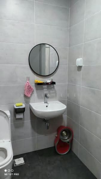 Service Residence for Rent at B11 Parkland Residence - Alvin Lee - Bathroom - PropertyGuru.com.my