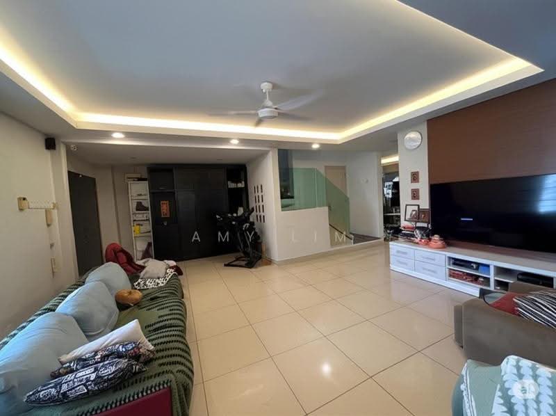 Rumah Teres 2-Tingkat untuk Dijual di Usj 11 (Subang Jaya) - Amy Lim - Living Room - PropertyGuru.com.my