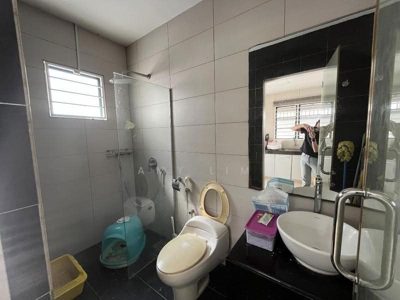 Rumah Teres 2-Tingkat untuk Dijual di Usj 11 (Subang Jaya) - Amy Lim - Bathroom - PropertyGuru.com.my