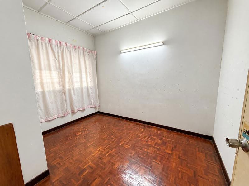 2-storey Terraced House for Sale in Bandar Kinrara Seksyen 1 (Bandar Kinrara) - Lucas Loh - Interior - PropertyGuru.com.my