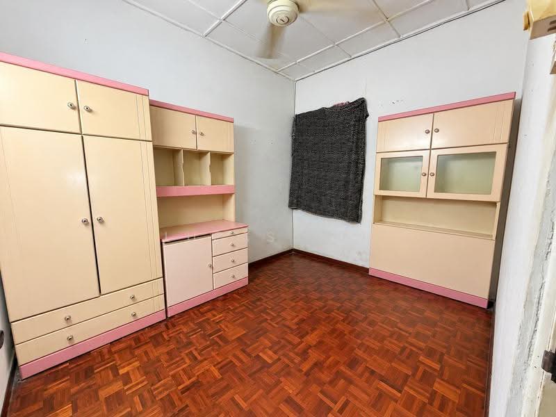 2-storey Terraced House for Sale in Bandar Kinrara Seksyen 1 (Bandar Kinrara) - Lucas Loh - Interior - PropertyGuru.com.my