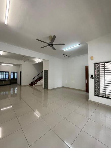 2.5-storey Terraced House for Sale in Bandar Puteri Puchong (Puchong) - Amy Lim - Living Room - PropertyGuru.com.my