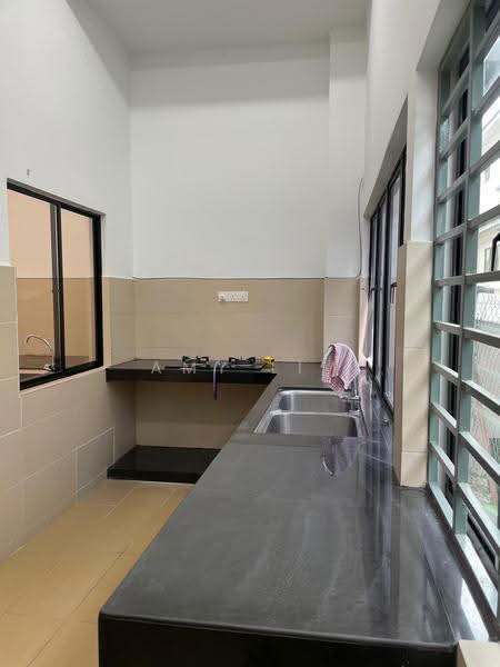 2.5-storey Terraced House for Sale in Bandar Puteri Puchong (Puchong) - Amy Lim - Kitchen - PropertyGuru.com.my