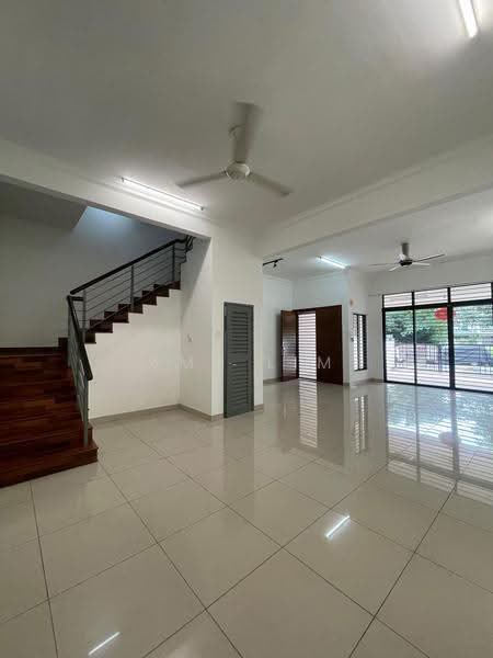 2.5-storey Terraced House for Sale in Bandar Puteri Puchong (Puchong) - Amy Lim - Living Room - PropertyGuru.com.my