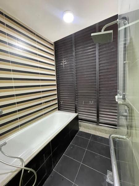 2.5-storey Terraced House for Sale in Bandar Puteri Puchong (Puchong) - Amy Lim - Bathroom - PropertyGuru.com.my