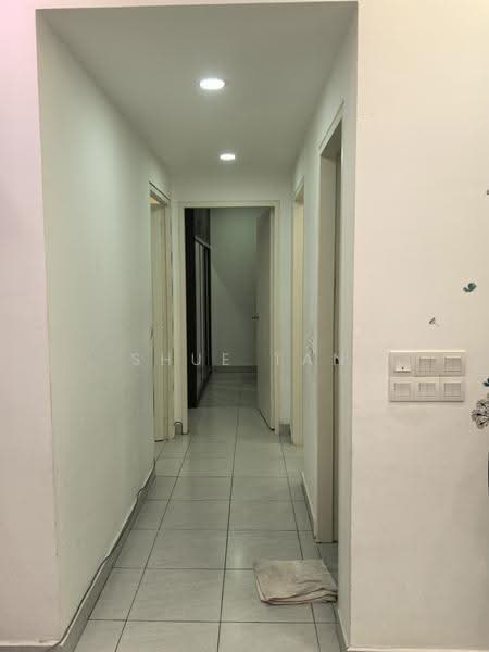 Pangsapuri untuk Disewa di Seri Intan Apartment - Shue Tan - Corridor - PropertyGuru.com.my