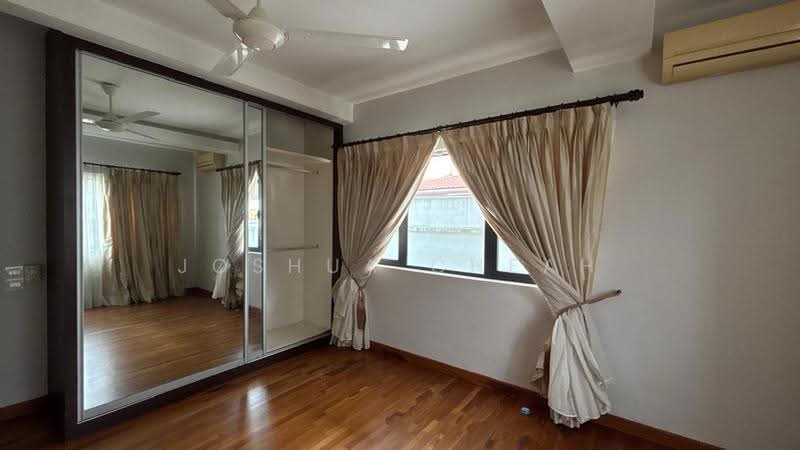 Bungalow House for Sale in Taman Hillview (Ulu Kelang) - Joshua Cheah - Bedroom - PropertyGuru.com.my
