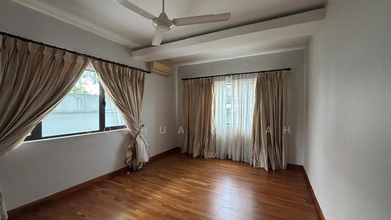 Bungalow House for Sale in Taman Hillview (Ulu Kelang) - Joshua Cheah - Bedroom - PropertyGuru.com.my