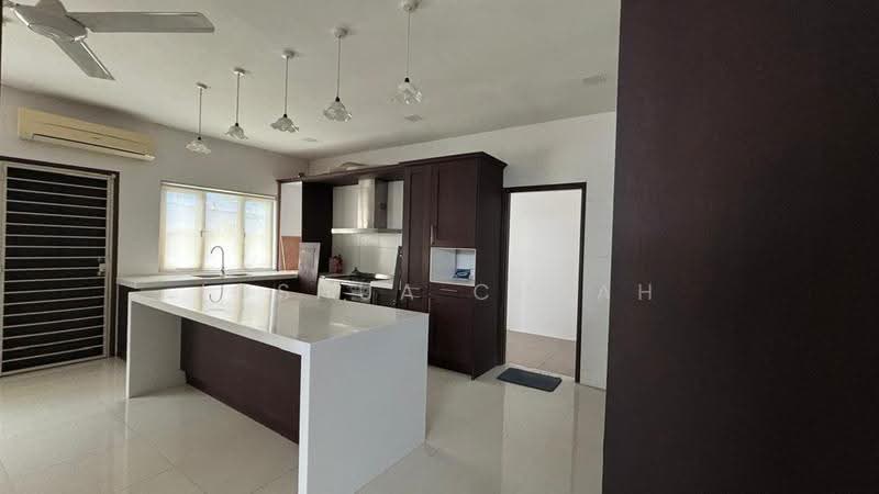 Bungalow House for Sale in Taman Hillview (Ulu Kelang) - Joshua Cheah - Kitchen - PropertyGuru.com.my