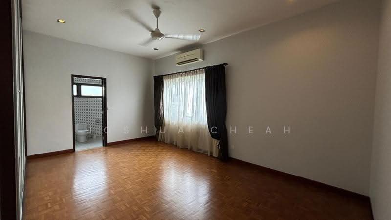 Bungalow House for Sale in Taman Hillview (Ulu Kelang) - Joshua Cheah - Bathroom - PropertyGuru.com.my
