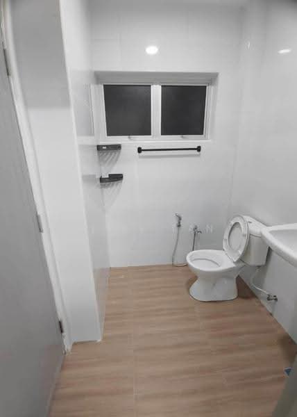 Rumah Teres 2-Tingkat untuk Disewa di PJS 10, Taman Seri Subang (Petaling Jaya) - Elise Tan - Bathroom - PropertyGuru.com.my