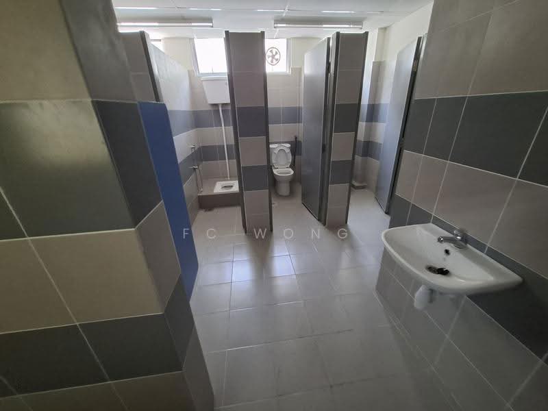 Office for Rent in Meru (Klang) - FC Wong - Bathroom - PropertyGuru.com.my