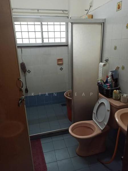 2-storey Terraced House for Sale in BANDAR PUCHONG JAYA (Puchong) - Kian Leap - Bathroom - PropertyGuru.com.my