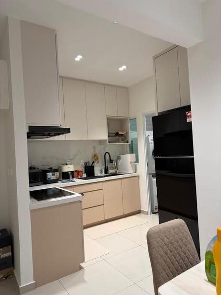 Kondominium untuk Dijual di Havana Beach Residences - Ray Yap - Kitchen - PropertyGuru.com.my