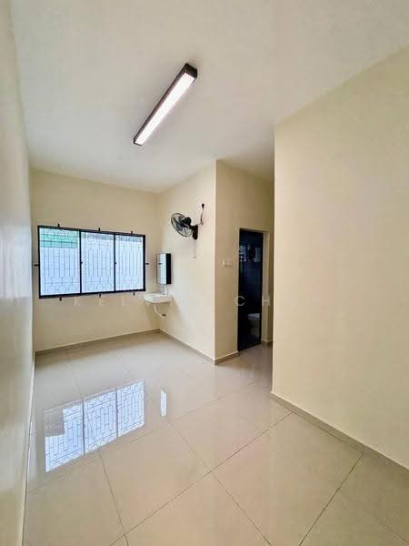 Rumah Berkembar untuk Disewa di Taman Pelangi (Johor Bahru) - Kelvin Chop - Interior - PropertyGuru.com.my