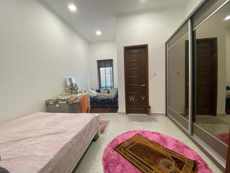 Semi-Detached House for Sale in Temasya Glenmarie (Glenmarie) - Yeoh WY - Bedroom - PropertyGuru.com.my