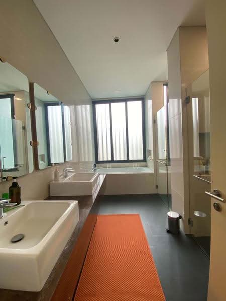 Semi-Detached House for Sale in Temasya Glenmarie (Glenmarie) - Yeoh WY - Bathroom - PropertyGuru.com.my