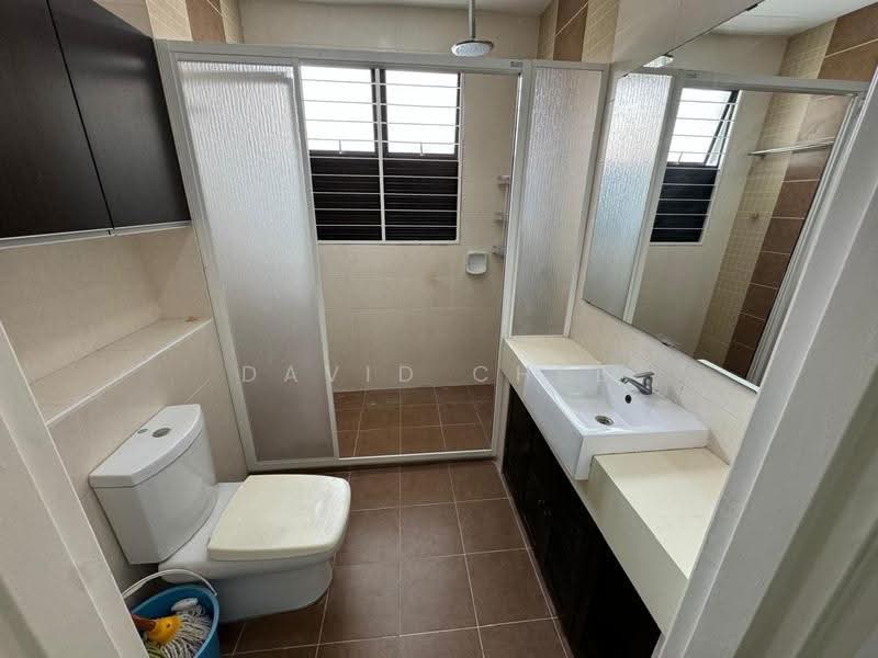 Terraced House for Sale in Bandar Kinrara Seksyen 5 (Bandar Kinrara) - David Chee - Bathroom - PropertyGuru.com.my